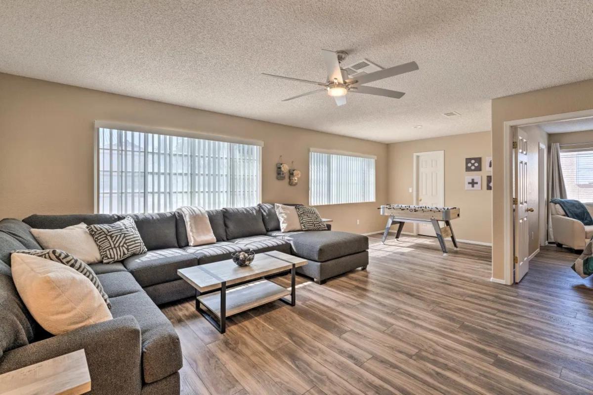 A Beautiful House With Hot Tub, Grill & Games! Villa Las Vegas Eksteriør billede