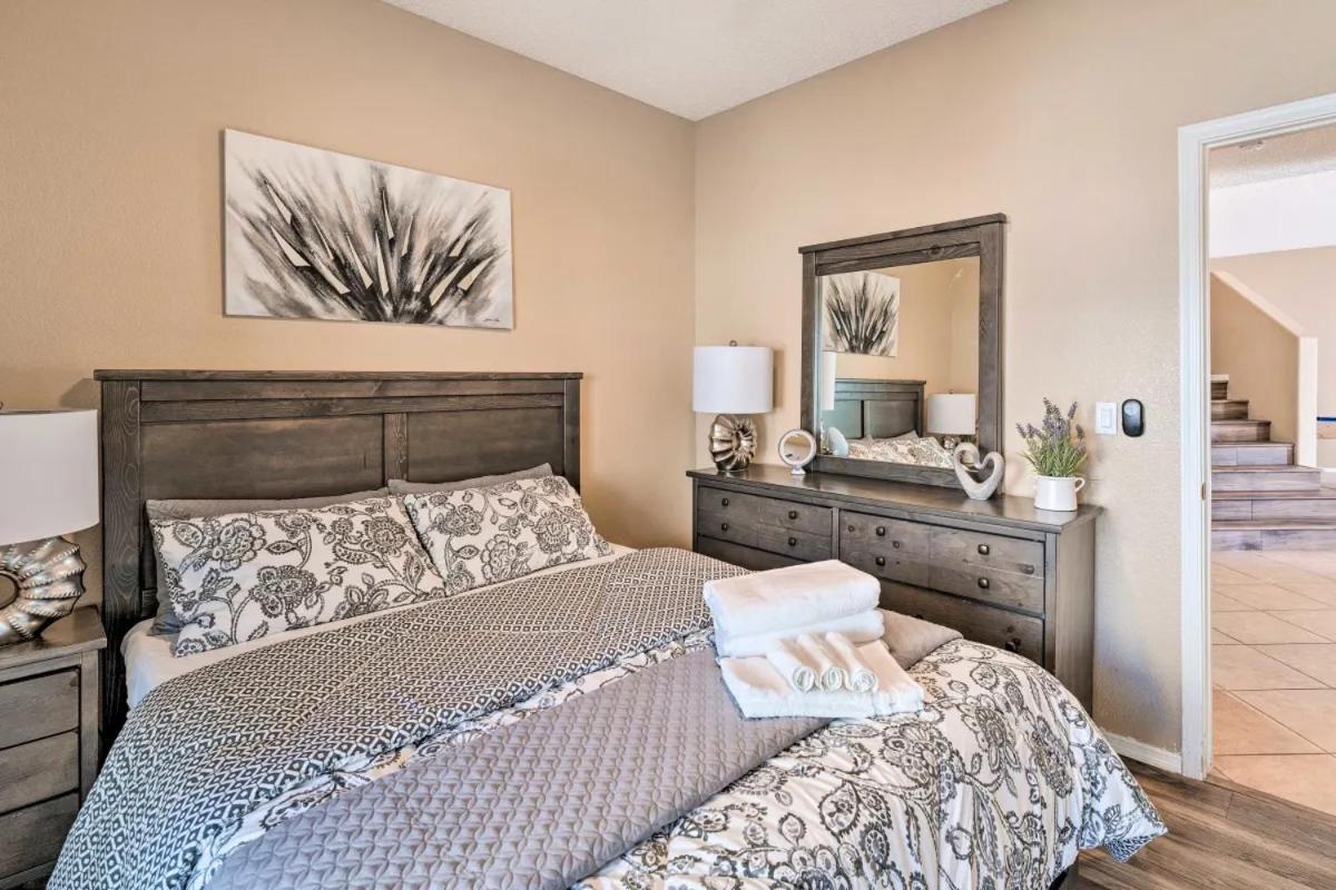 A Beautiful House With Hot Tub, Grill & Games! Villa Las Vegas Eksteriør billede