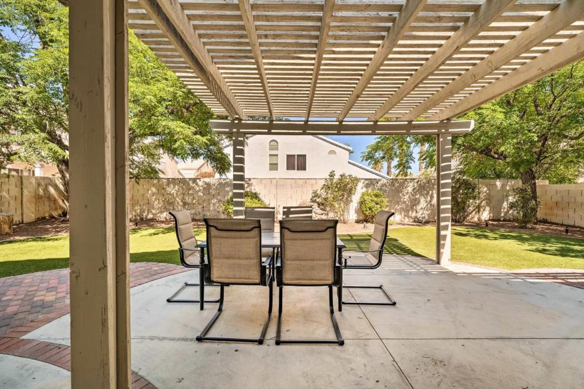 A Beautiful House With Hot Tub, Grill & Games! Villa Las Vegas Eksteriør billede
